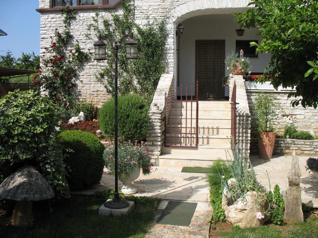 Apartmani Villa Otilija Poreč Zewnętrze zdjęcie