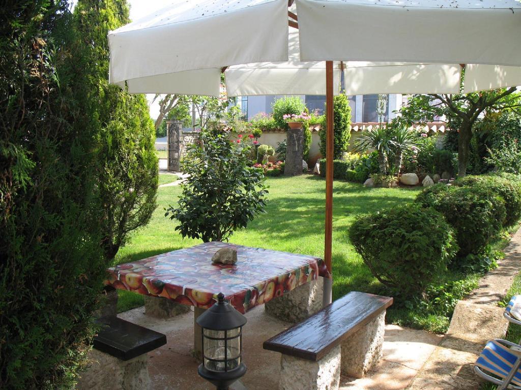 Apartmani Villa Otilija Poreč Zewnętrze zdjęcie